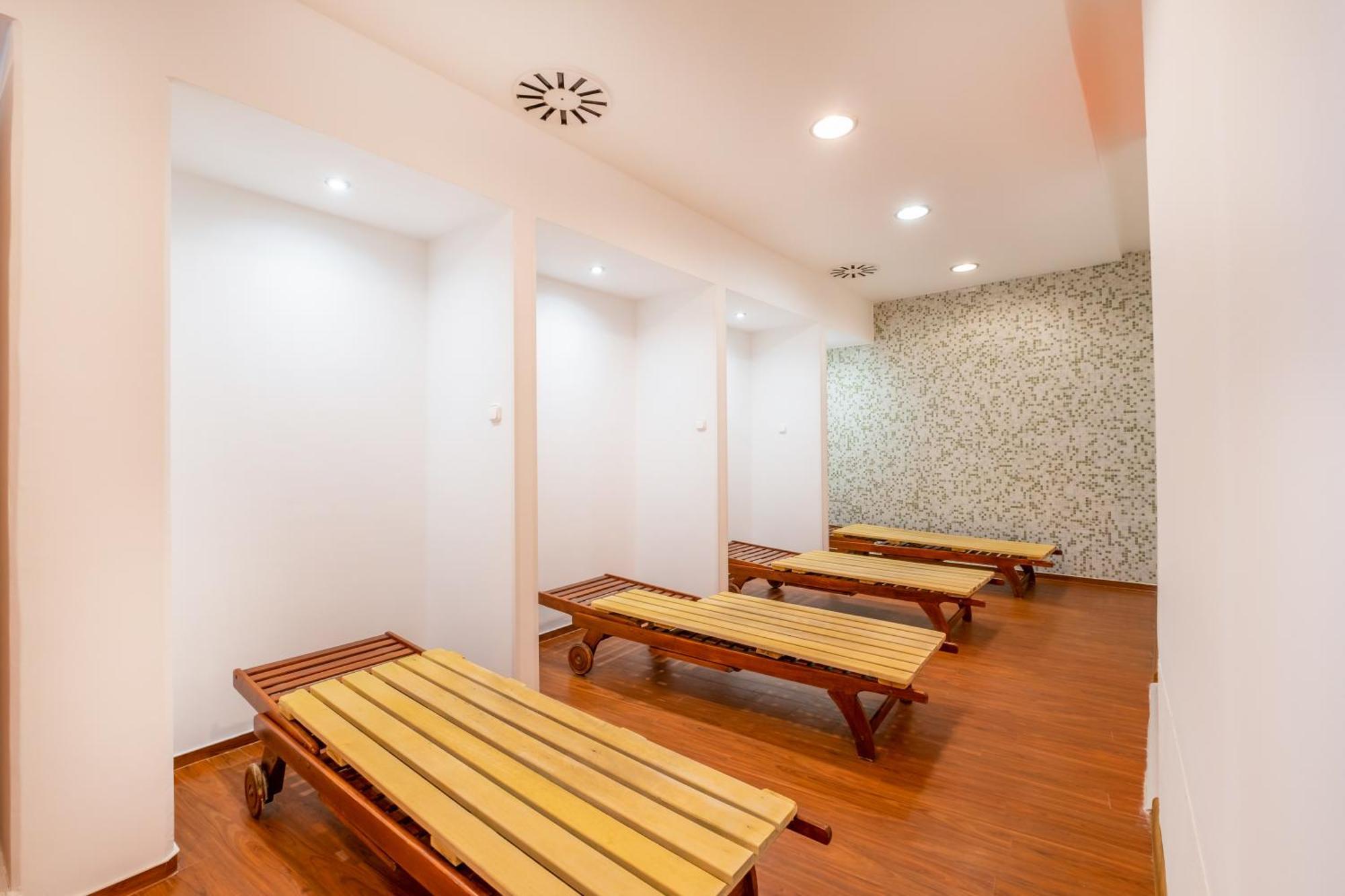 Myflat Club 218 Gold II Wellness Apartment ชิโอฟก ภายนอก รูปภาพ